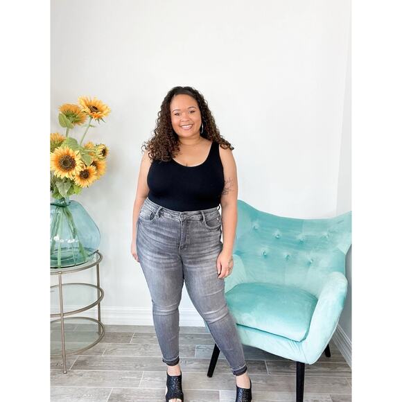 Judy Blue Grey Street Tummy Control Skinny Jeans High Rise NEW Womens Plus 16W - Picture 1 of 9